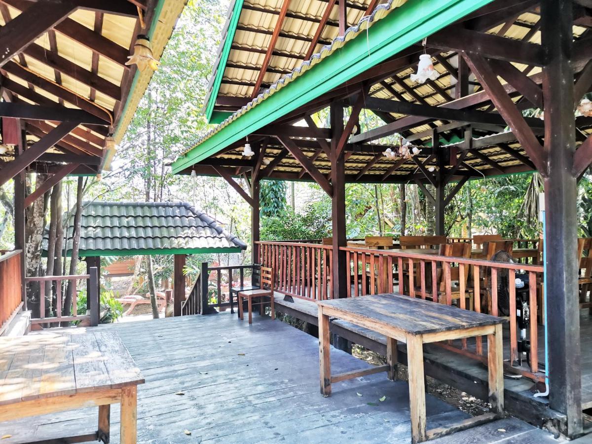 Oyo 604 Ruen Mai Horm Resort Trang Exterior photo